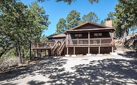Coronado, Cabin at Ruidoso, with Forest View